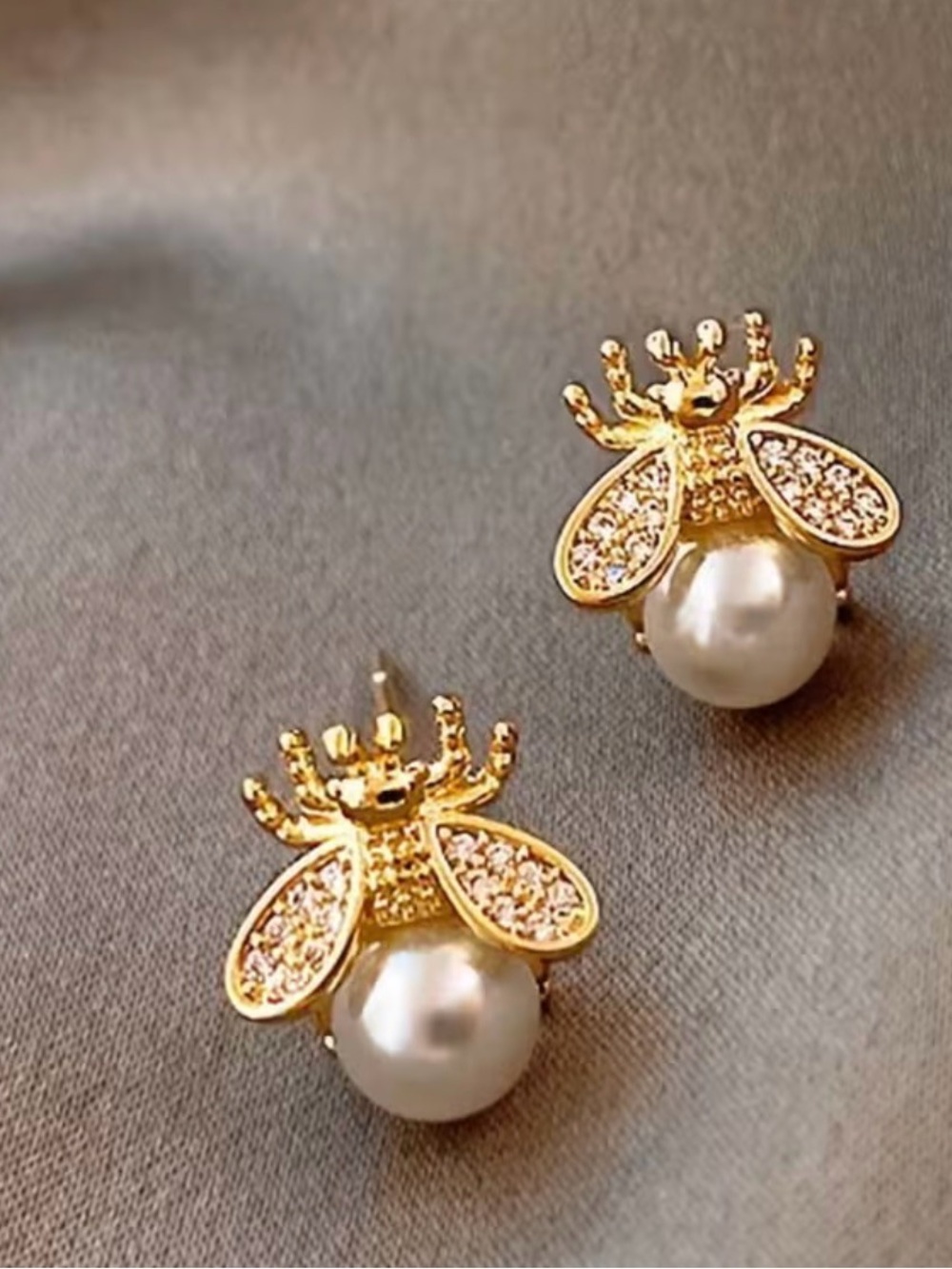 Gold Bee Pearl Stud Earrings - Elegant Women Jewelry NWT